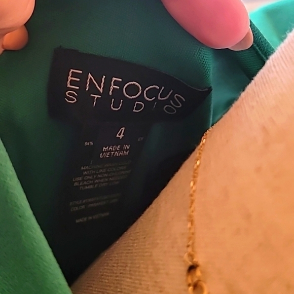 Enfocus Studio Green Sheath Dress V-Neck Flutter Sleeveless - Picture 3 of 5
